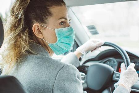 Autofahren mit Maske Autofahren mit Maske