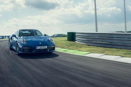 Porsche 911 Turbo (992)
