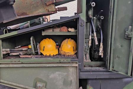 Freightliner Mercedes Unimog U419