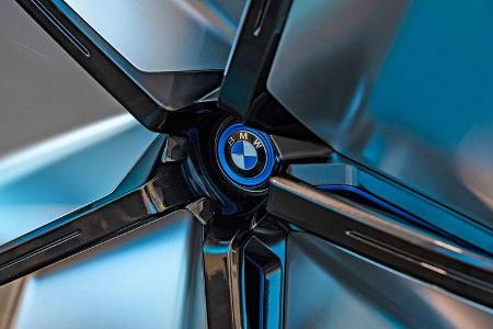 BMW Vision iNEXT / i5