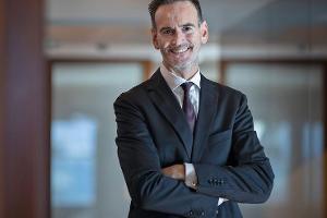 „Keine Zwitterlösung fürs E-Auto“