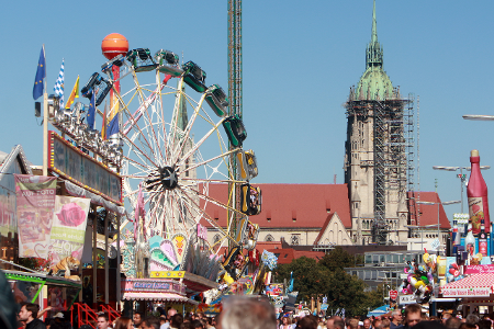 PNGOktoberfest-Quiz Titelbild.png PNGOktoberfest-Quiz Titelbild.png