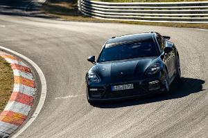 Porsche Panamera Turbo mit 820 PS auf dem Ring