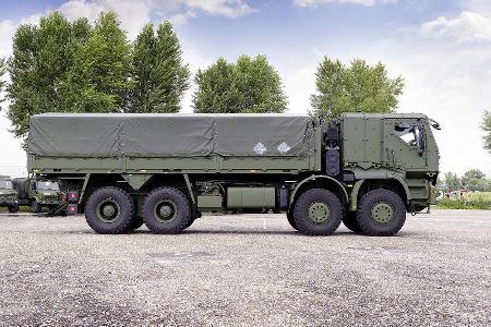 Mercedes Actros 8x8 Militär