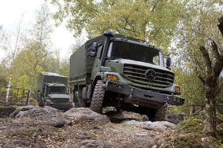 Mercedes Unimog U 5000 und Zetros 4x4 / 6x6