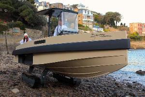 Yachten mit Raupenantrieb