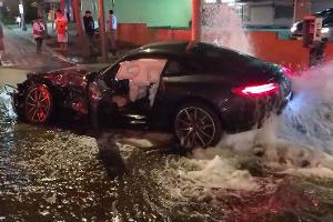Sportwagen-Crash in Los Angeles