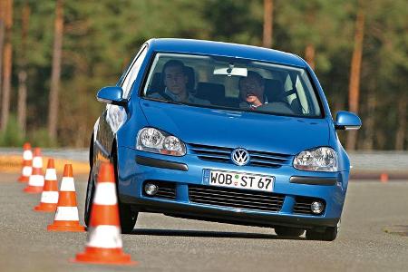 VW Golf V 1.9 TDI (2003) VW Golf V 1.9 TDI (2003)