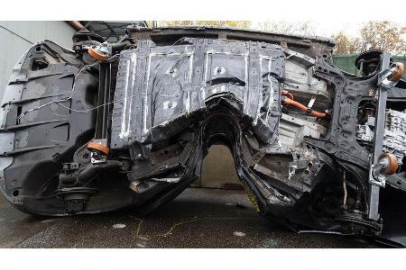 11/2019, Dekra Elektroauto-Crashtest Nissan Leaf