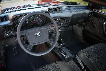 BMW-323i-Interieur