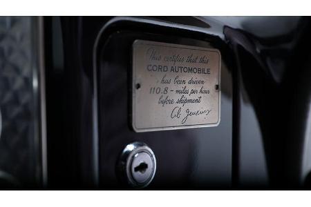 Cord 812 (1937)