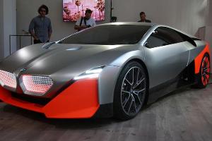 Elektrische BMW mit Hans-Zimmer-Sound