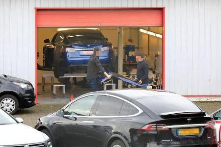 Tesla Model S