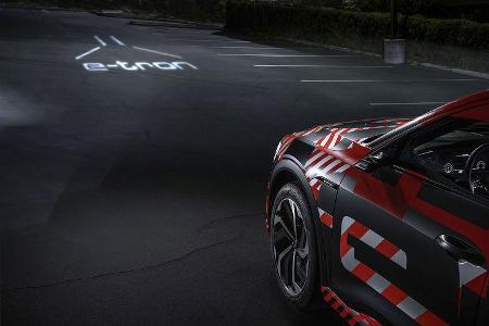 Digital Matrix Light Audi e-tron Sportback Mitfahrt