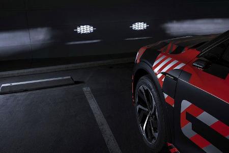Digital Matrix Light Audi e-tron Sportback Mitfahrt