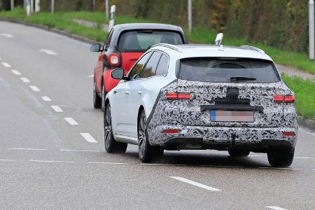Erlkönig Renault Talisman Grandtour