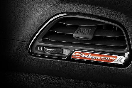 Dodge Challenger 50th Anniversary Edition