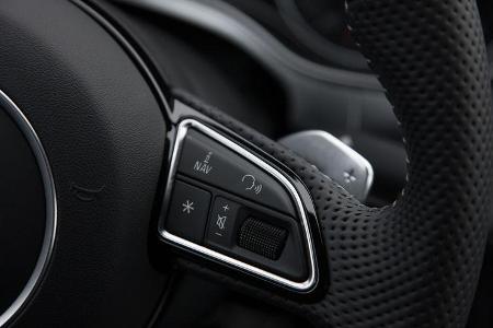 Audi RS6 Avant, Lenkrad, Bedienelemente
