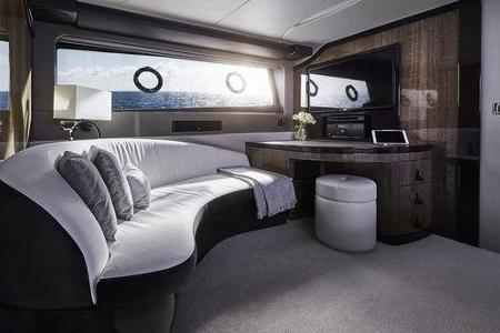 09/2019, Lexus Yacht LY 650