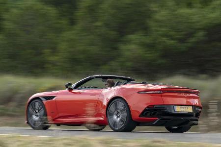 Aston Martin DBS Superleggera Volante