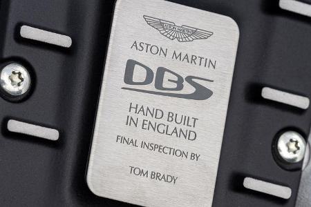 Aston Martin DBS Superleggera Volante