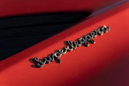 Aston Martin DBS Superleggera Volante