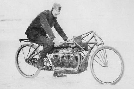 Curtiss Zeus V8.