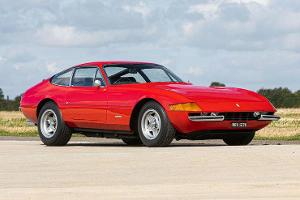 Silverstone Auctions versteigert Promi-Ferrari