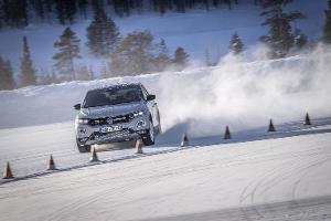 11 Winterreifen (215/55 R 17 H/V) im Test