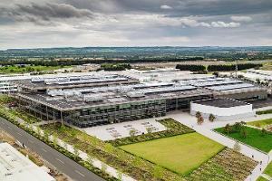 Jaguar Land Rover eröffnet Entwicklungszentrum