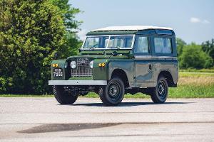 1966er Land Rover Series IIA 88
