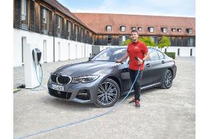 BMW 330e (2019)