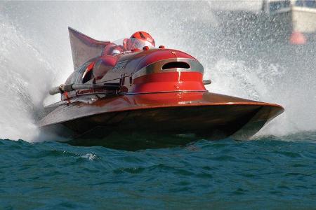 Timossi-Ferrari Arno XI Rennboot
