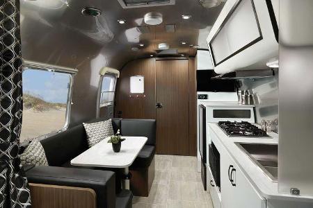 Airstream Caravel 22
