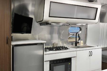 Airstream Caravel 22
