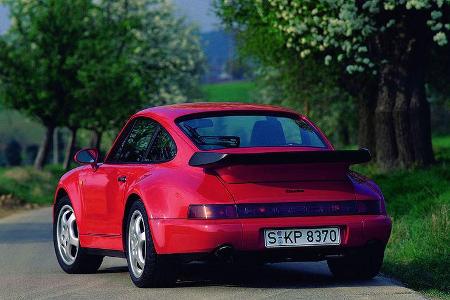 1992: Porsche 911 Turbo - Dank Turboaufladung kam die 964er Baureihe auf 320 PS - Nicht genug: ab 1993 leistete der auf 3,6-...