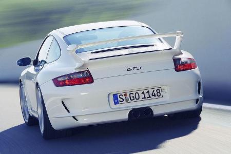 2006: Porsche 911 GT3 - 3,6-Liter-Saugmotor, 415 PS, 1.375 Kilogramm leicht und bis zu 310 km/h schnell.