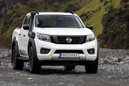 Nissan Navara Offroader AT32