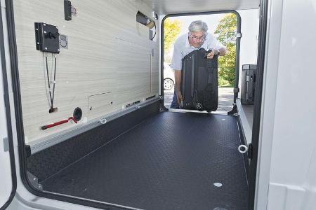 Adria Compact Plus DL (2020)