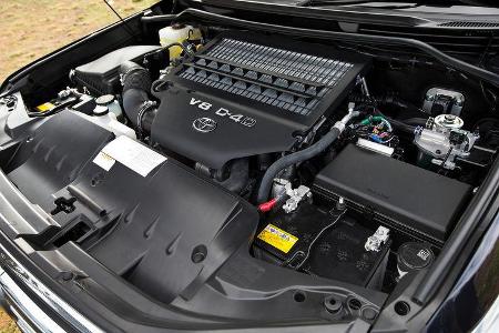 Toyota Land Cruiser 200 V8 Facelift 2016