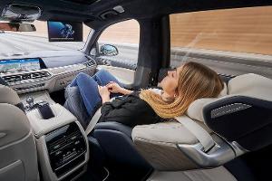 BMW ZeroG Lounger