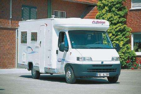 Von 2001 stammt dieser Challenger 105.