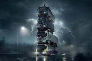 Volvo stapelt vier Lkw