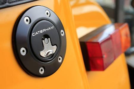 Caterham Seven 355, Benzindeckel
