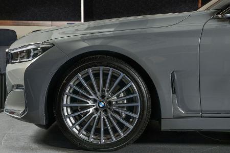 BMW 730Li (G12)