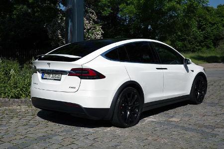 Tesla Model X 2016
