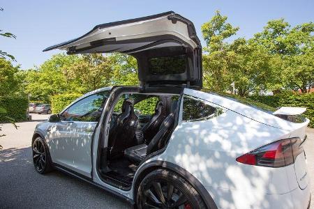 Tesla Model X 2016