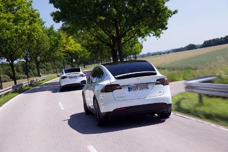 Tesla Model X 2016