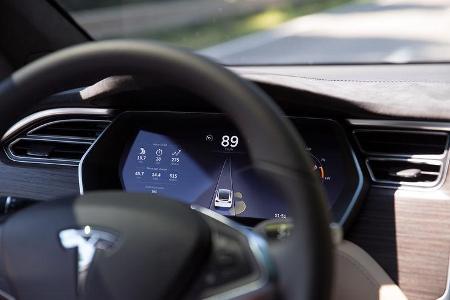 Tesla Model X 2016