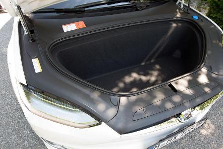 Tesla Model X 2016